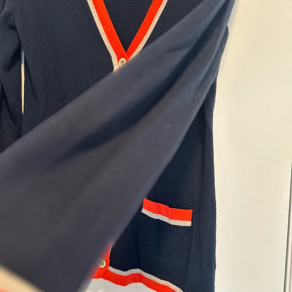 Banana Republic Sz:M Tunic Vneck Cardigan Button sweater navy/Orange/ Gray Trim. - Picture 6 of 9